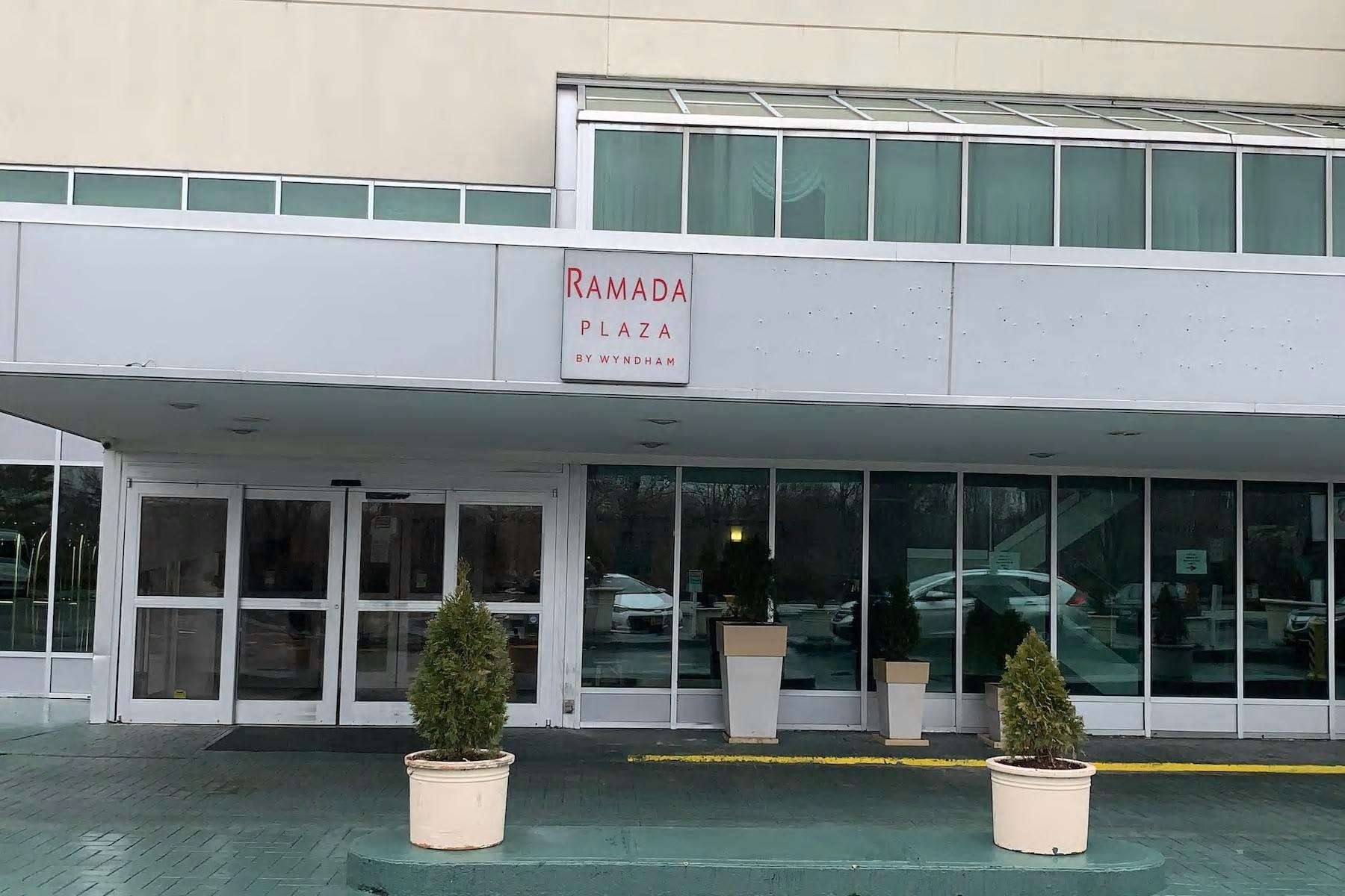라마다 플라자 바이 윈덤 토토와 호텔 외부 사진